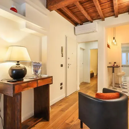 Signoria Stylish Suite In Florence-2